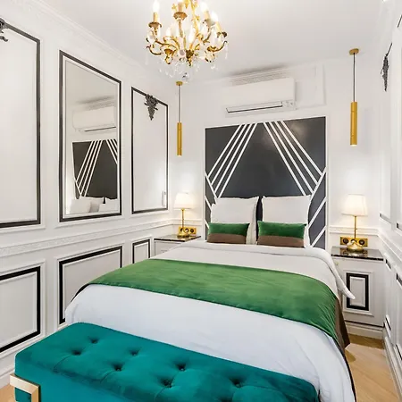 Merveil - Luxury -champs Elysees- Ponthieu I アパート *